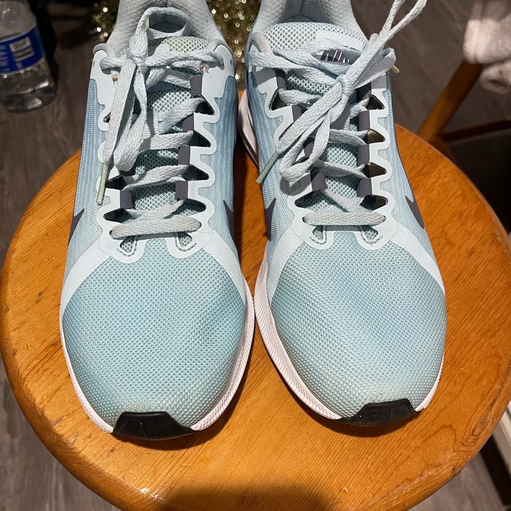 Nike Downshift 8 blue running shoes 908994-400 sz 9,5 pre owned